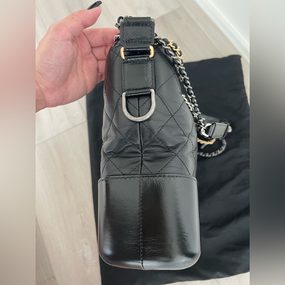 Chanel medium black gabrielle bag - Picture 7 of 14